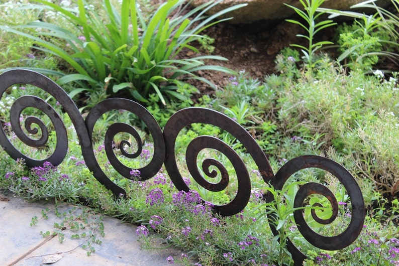 5.5 Alternate Spiral Garden Stake, Steel Garden decor, planter edge, Garden edging image 3