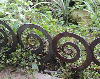 5.5" Alternate Spiral Garden Stake, Steel Garden decor, planter edge, Garden edging