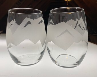 Mountain stemless wine glasses