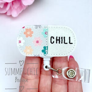 Porta credenciales Floral Chill Pill, Porta credenciales de farmacéutico, Porta credenciales de enfermera, Porta credenciales, Porta credenciales de pastillas, Porta credenciales, Soporte para credenciales,