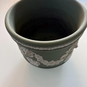 Wedgwood Green Jasperware Relief Planter Cachepot England MPN 62