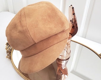 Ladies Newsboy Cap Hat, Butterscotch Suede, Mod 1960's Vintage, Fabric Lining