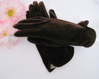 1950s Velveteen Shalimar Gloves, Vintage Above Wrist, V Design Bracelet Length Brown Gloves, Size 6 1/2