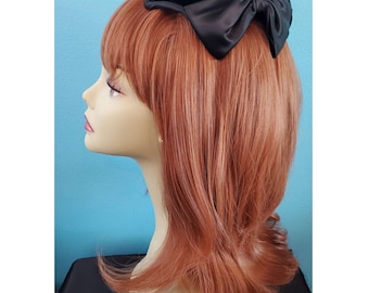 1940's Black Velvet Calot Hat, Vintage Capulet Topper with Sateen Bows, Costume