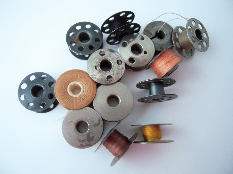 Lot 14 Antique Vintage Metal Bobbins Sewing Machine Thread Bobbins