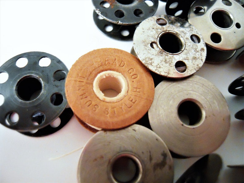 Lot 14 Antique Vintage Metal Bobbins Sewing Machine Thread Bobbins