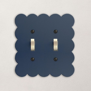 Wavy Acrylic Light Switch Plate Cover, Scalloped Edge Double Rocker