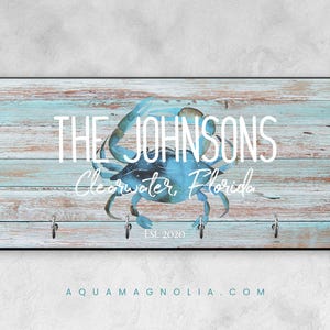 Personalized Beach Crab Key Holder: Rustic Coastal Decor with Metal Hooks