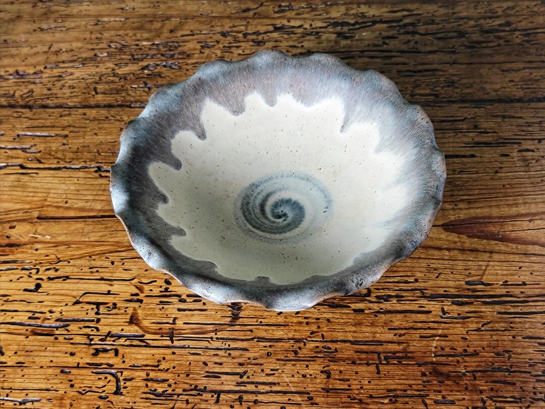 Vintage Ingleton Studio Pottery Fluted Bowl in Cream and Grey-blue ...