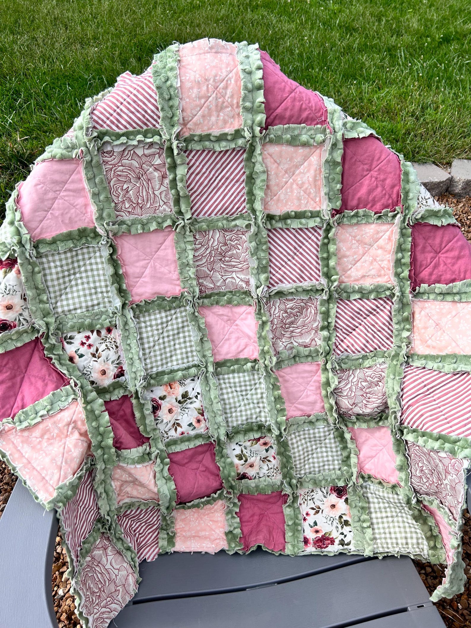 Handmade to Order Floral Rag Quilt With Shades of Pinks and Greens - Etsy