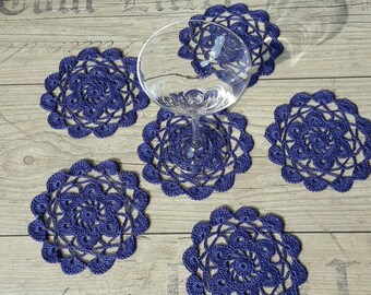 Set of 6 coasters in blue violet, crochet flowers, doily