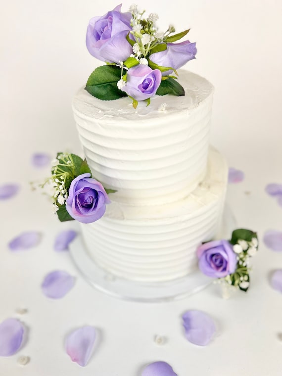 Lavender on sale wedding cake