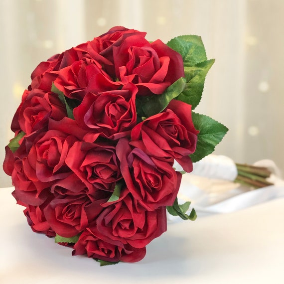 Bouquet rouge de mariage rose de soie Bouquet de demoiselle - Etsy France