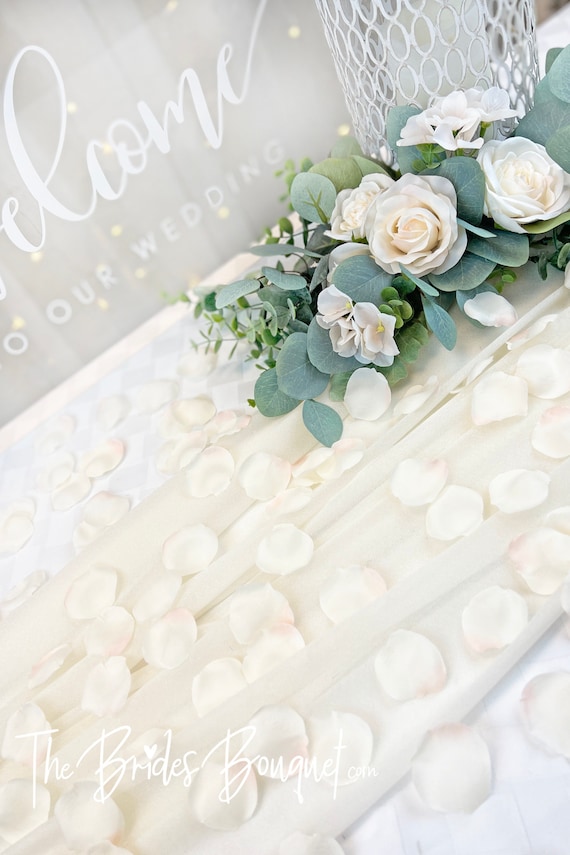 Whaline 600Pcs Silk Rose Petals – Sage Green Artificial Petals For Weddings, Aisle Decor, Centerpieces & Romantic Nights