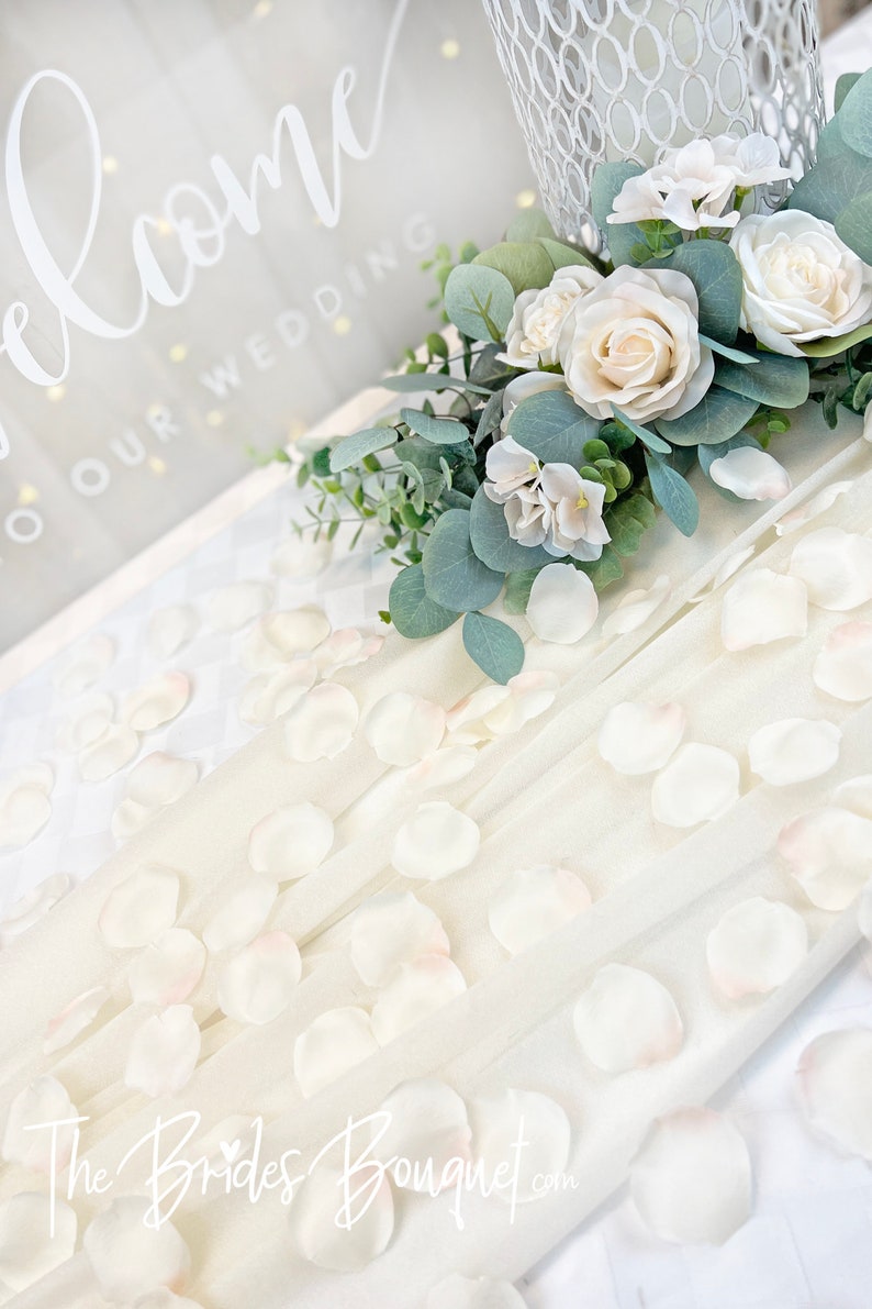 IVORY BLUSH Silk Rose Petals 250 Petals Wedding Centerpiece image 6