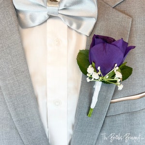 Purple Boutonniere with Babies Breath | Wedding Boutonniere