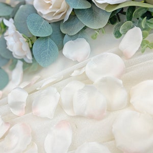 IVORY BLUSH Silk Rose Petals 250 Petals Wedding Centerpiece image 4