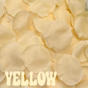 Butter Yellow Faux Rose Petals - 250 Petals - Fake Flowers Wedding Decoration Centerpiece