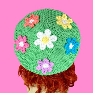 Pastel Rainbow Daisy Daze Beret, Cute Floral Crochet Hat, Cottagecore Aesthetic, Colourful Kawaii Flower Beret, Unique Womens Knit Headwear