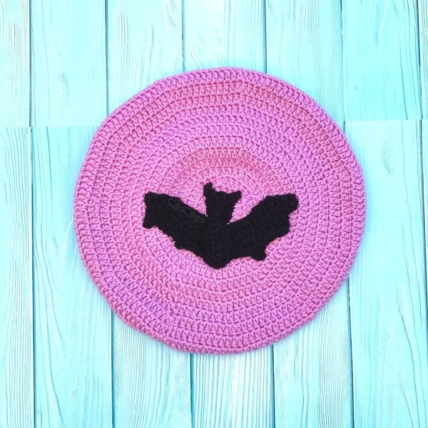 Bat Beret, Custom Colour Crochet Hat, Spooky Cute Headwear, Lilac Black Knit Beanie, Pastel Goth Winter Fashion, Creepy Beret, Witchy Gift