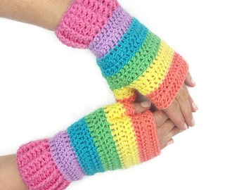 Pastel Rainbow Striped Fingerless Gloves, Colorful Wrist Warmers, Cosy Crochet Hand Warmers, Yume Kawaii Fingerless Mittens, Fairy Kei Gifts