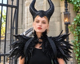 Gothic Black Horns with Feather Cape Shawl, Medieval Renaissance Costume, Dark Queen Cloak Vampire, Witch Devil Festival, Adult Halloween