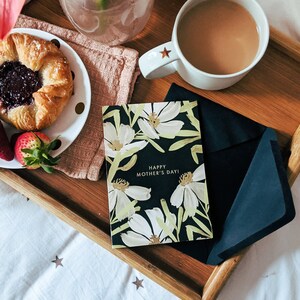 Happy Mother's Day Daisy Card - geschilderd stilleven geïnspireerd bloemen wenskaart