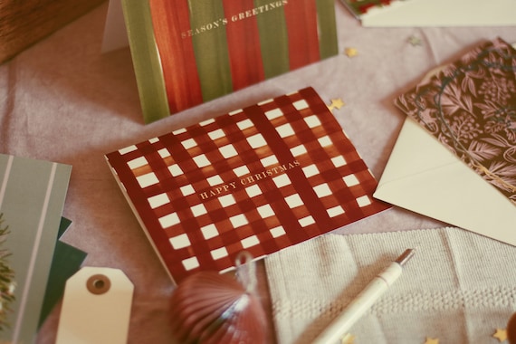 Red Plaid Christmas Card, Pack of 1 or 3, Traditional Check Pattern, Made in the UK, Sustainable & Recyclable, Cottage Christmas Style