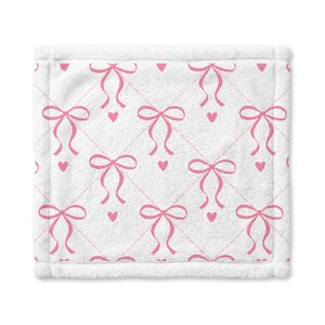 Manta de apego Minky con estampado de lazo rosa / Manta de seguridad para bebé