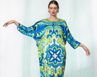 Satin Dress In Blue And Green, Relaxed Dress With Long Sleeves, Maxi Dress With Loose Fit, Blue Kaftan Dress Women, Amalfi Coast Print