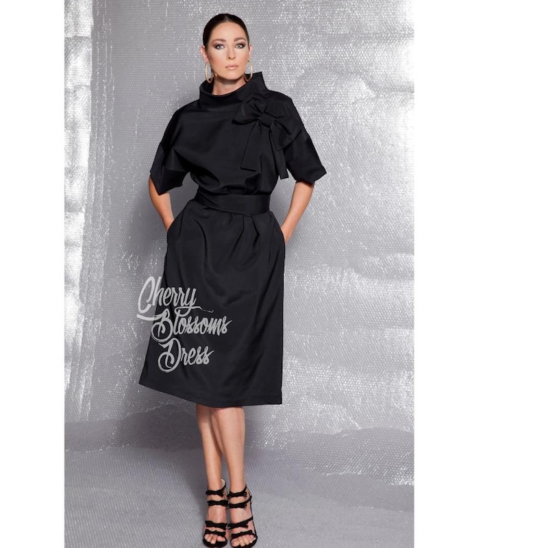 black cut out bodycon dress Della – Rebellious Fashion Vivian Mini Dress - S/8 Color:As the Picture Show