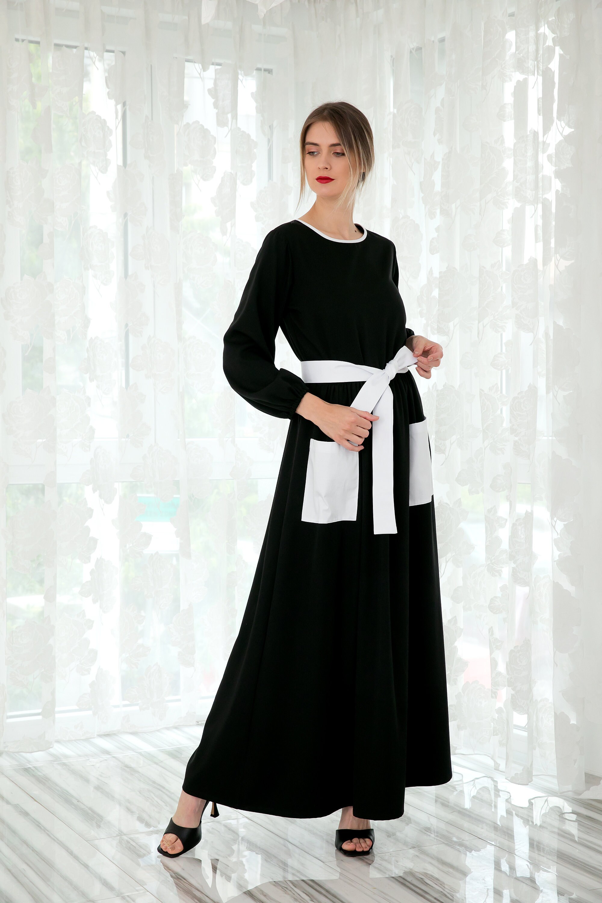 Black Maxi Dress with Bishop Sleeves, Plus Size Clothing, Long Sleeve Dress, Loose Dress with White Pockets and Belt, Comfortable Dress