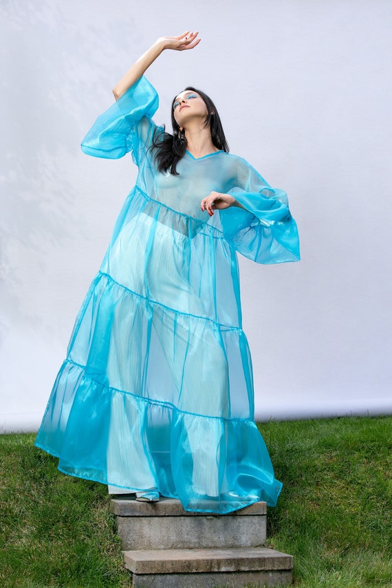 BAU ♥ ARIELLA See-through organza H-line long dress BAU ♥ ARIELLA See-through organza H-line long dress Organza