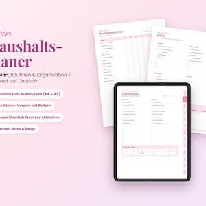 Könnte beinhalten: Ein digitaler Haushaltsplaner mit einem Tablet, das eine Tagesroutine mit rosa Reitern anzeigt, sowie zwei ausgedruckten Seiten, die einen Wochenputzplan und eine Küchen-Checkliste auf einem zartrosa Hintergrund darstellen.