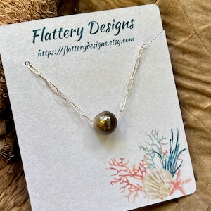 Collar de perlas flotantes de Tahití