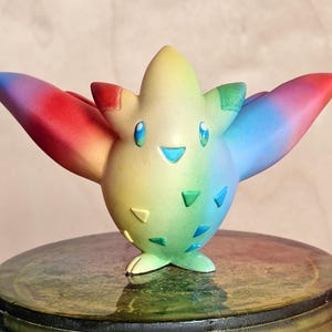 Togekiss Poké vmax statue - hand painted Rainbow Rare - artist Limited Edition