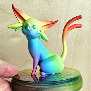 Espeon Poké eeveeloution statue - hand painted Rainbow Rare - artist Limited Edition