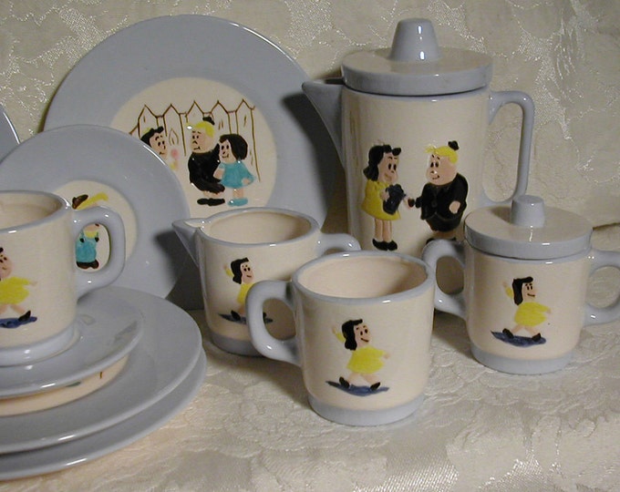Little Lulu Tea Set / 1950s Toy / Vintage Tea Set / Unusual Etsy