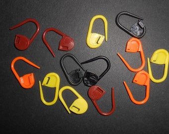 Halloween Black, Orange, Yellow & Brown Plastic Locking Stitch Markers, Free US Shipping. Stitch Placeholder. Plastic Pin. Crochet Tool