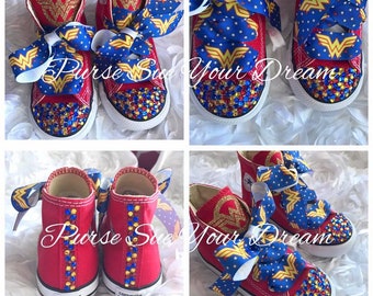 wonder woman converse