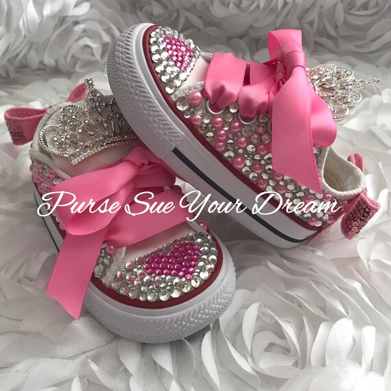 Baby girl 2024 bling converse shoes