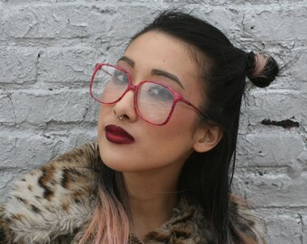 True Vintage Britalia 1990s Deadstock Eyeglasses Frames Bright Pink/Magenta Plastic