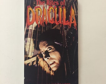 The (Satanic) Rites of Dracula (VHS, 1992) Christopher Lee, Peter Cushing