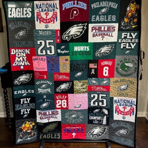 T-shirt Quilts Custom, Memory Quilt, Custom Order Quilt, You Pick Size - Using Your Shirts - DEPOSIT ONLY