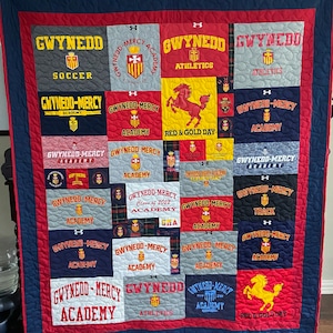 T-shirt Quilts Custom, Memory Quilt, Custom Order Quilt, You Pick Size - Using Your Shirts - DEPOSIT ONLY