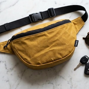 Fanny Pack Sewing Pattern PDF | 3 Sizes Crescent Crossbody & Belt Bag Pattern | Digital Download Pattern with Full Instructions