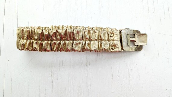 Vintage Ladies Belt Gold Lame Elasticized Stretch… - image 8