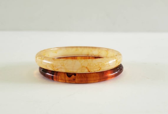 Vintage Bangle Bracelets White  & Brown Lucite Pl… - image 1