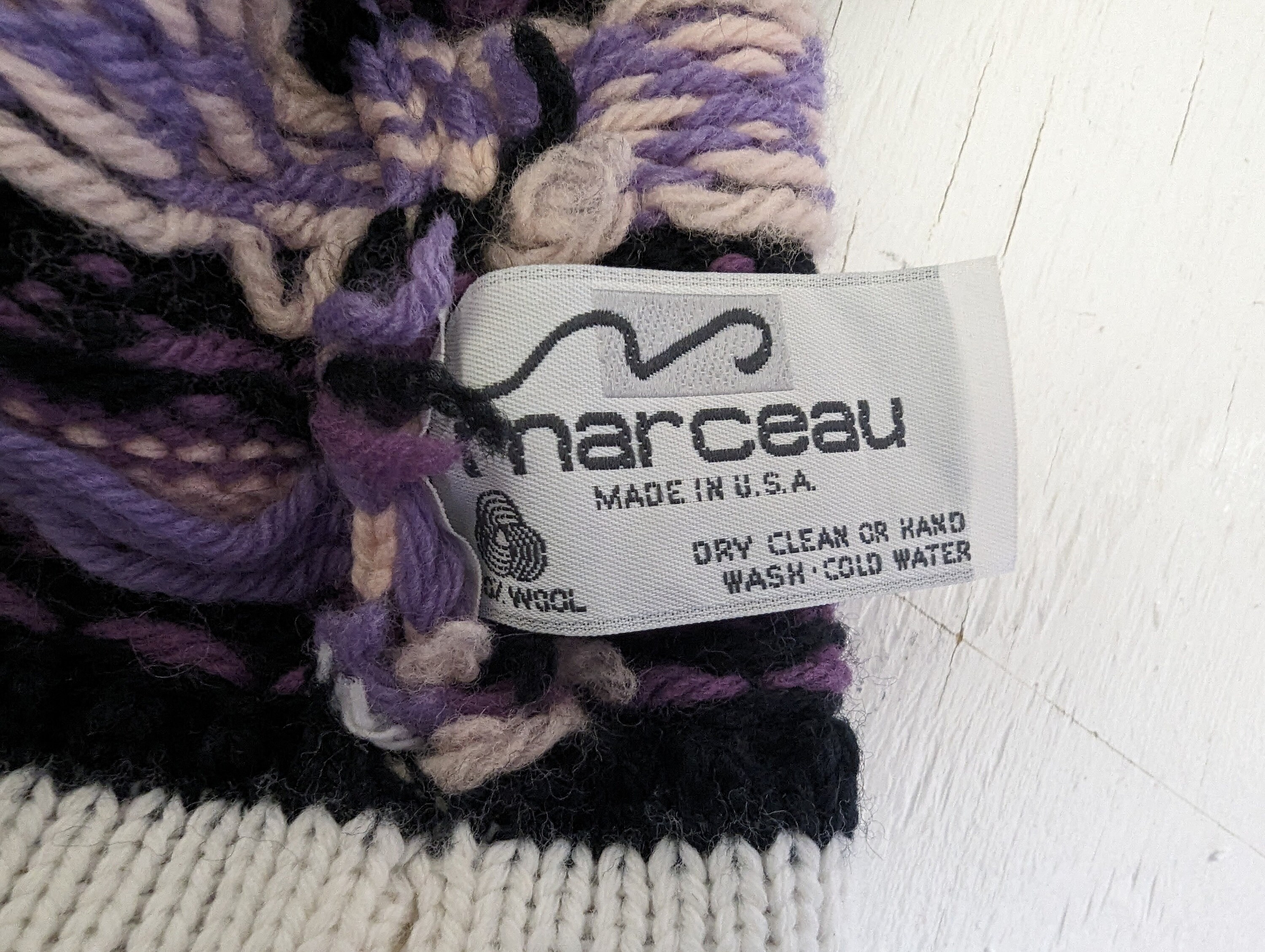 Vintage Winter Hat Purple and Pink Wool With Snowflakes  display picture 2