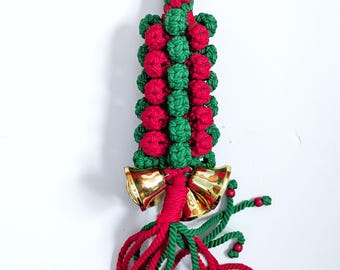 ヴィンテージ クリスマスベル 赤と緑のマクラメ ハンドメイド 1970年代 ハンギング ノット クラフト